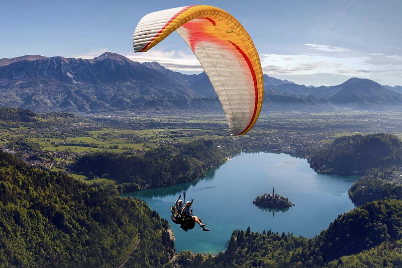 Paragliding in Bled in Slovenia